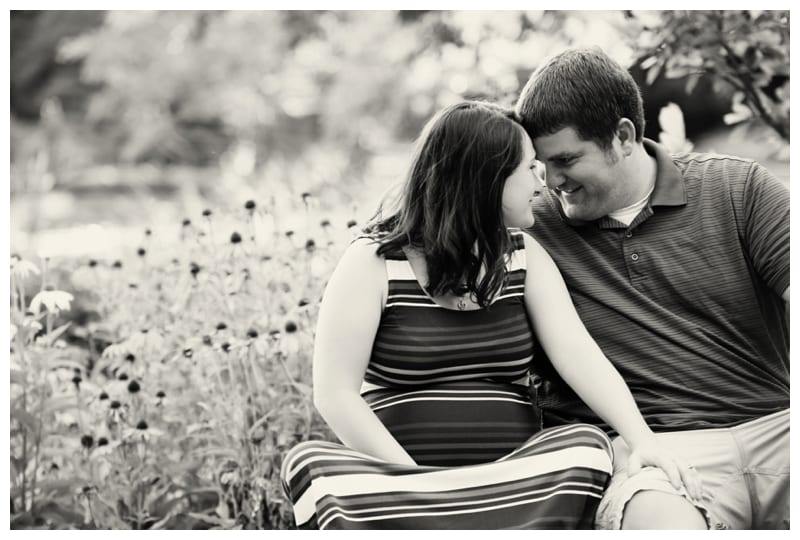 A mommy-to-be and her loving husband at Lake of the Woods Park in Mahomet, IL Photos