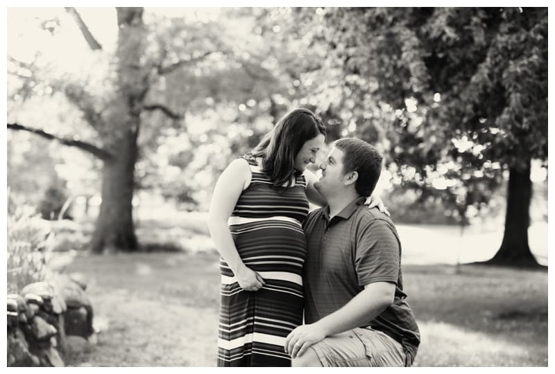 A mommy-to-be and her loving husband at Lake of the Woods Park in Mahomet, IL Photos
