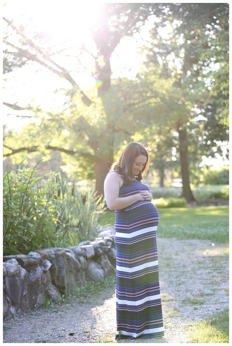 A mommy-to-be and her loving husband at Lake of the Woods Park in Mahomet, IL Photos