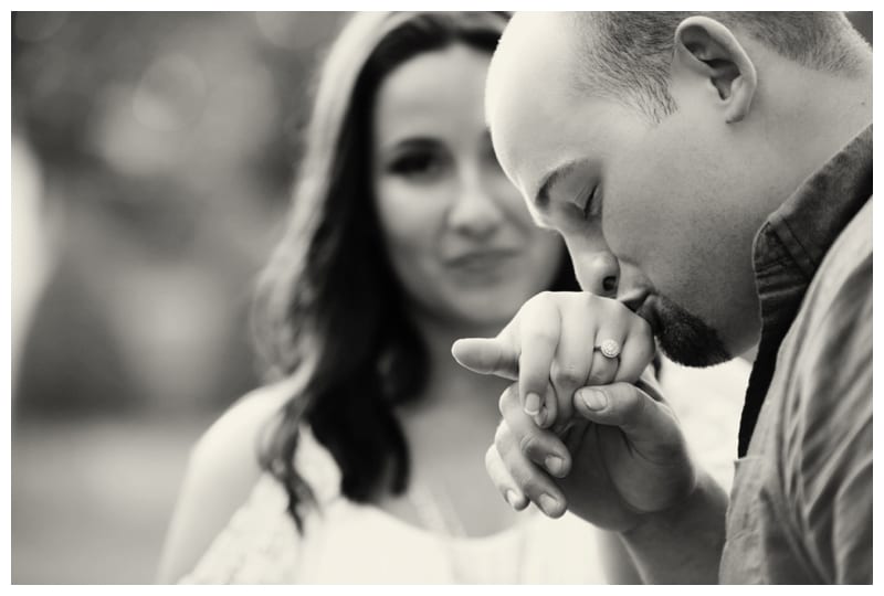 A Golden Summer Night Engagement Session at Allerton Park by Ebby L Photography