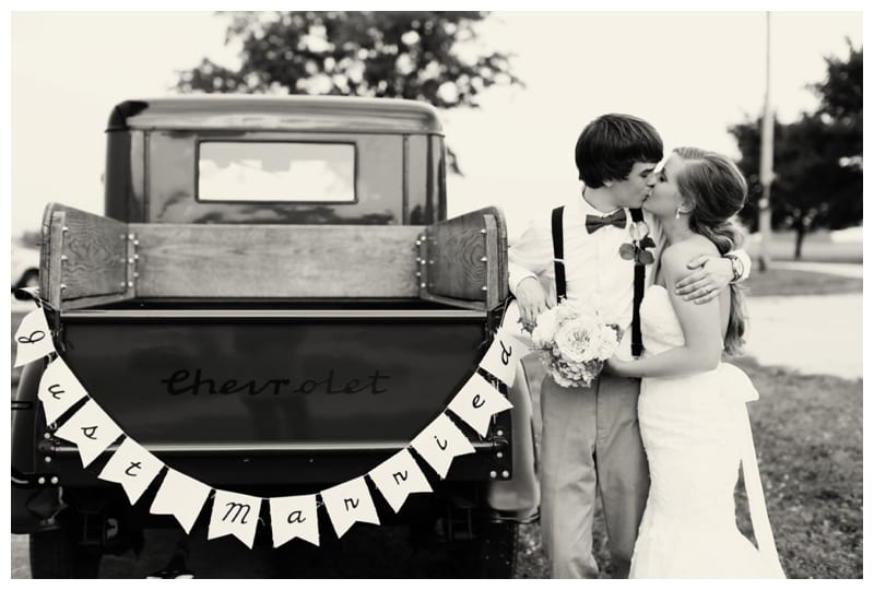 A Rustic Barn Wedding and Reception at Engelbrecht Farm in Paxton, IL by Ebby L Photography