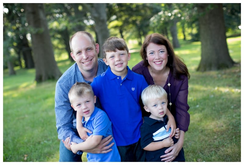 A Family Session of Generations at The Arboretum in Champaign, IL by Ebby L Photography