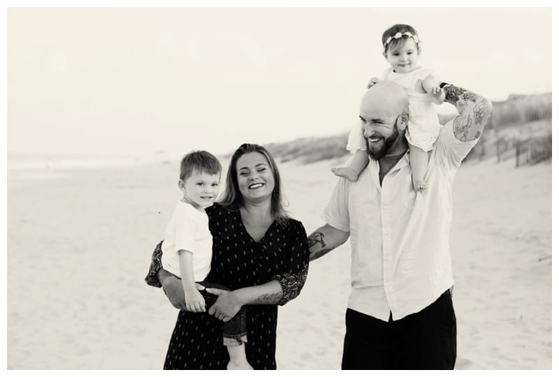 A beach family session in Corolla, NC Photos by Ebby L Photography