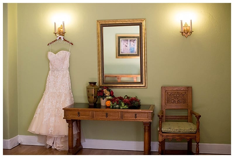 A Plum and Gray Wedding at the Hilton Garden Inn in Champaign, IL Photos by Ebby L Photography©