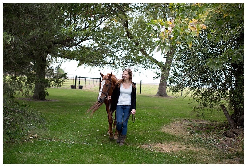 Horse Loving MSHS Senior at Country Farm in Mahomet, IL Photos by Ebby L Photography