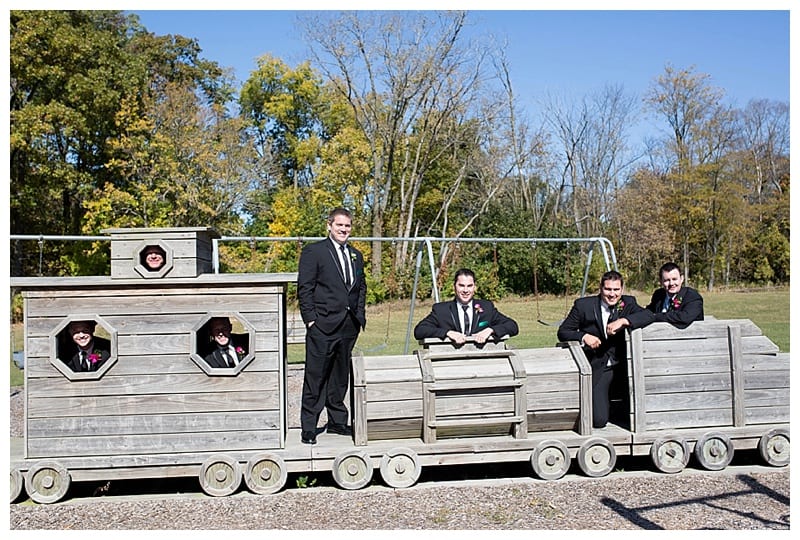 A Vibrant Pine Green and Fuchsia Wedding in Mahomet, IL Photos by Ebby L Photography