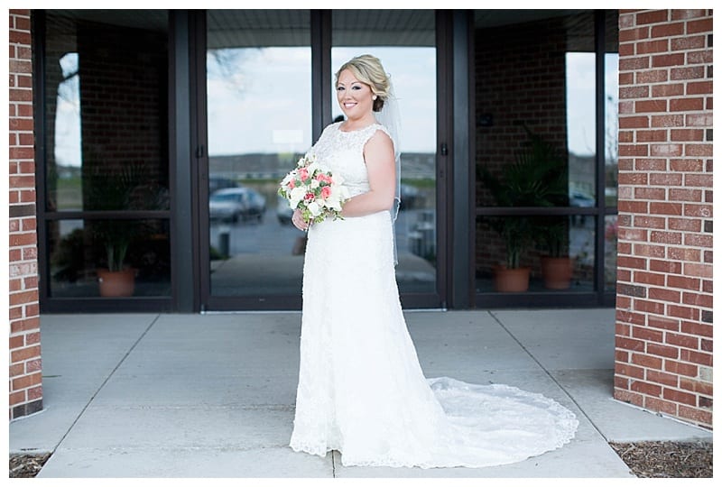 Pink and Tan Spring Wedding Central IL by Ebby L Photography_0941