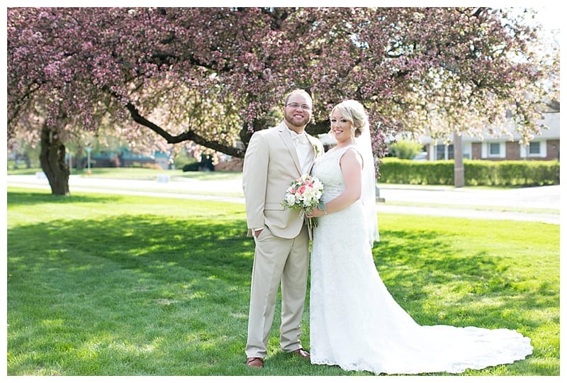 Pink and Tan Spring Wedding Central IL by Ebby L Photography_0941