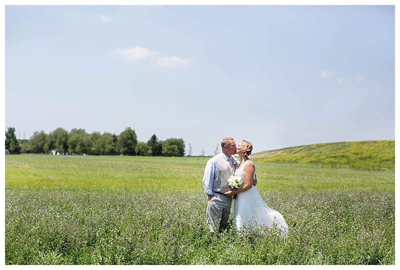 bride and groom rural photos