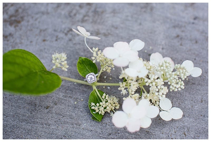 Engagement ring with flowers