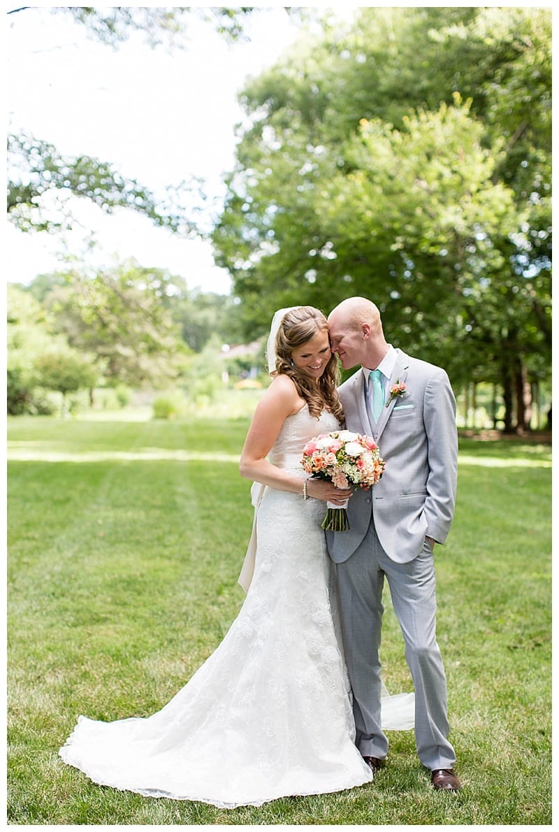 bride and groom poses