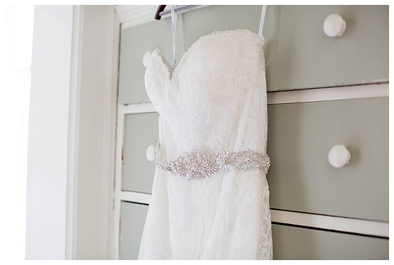 strapless sweetheart wedding dress