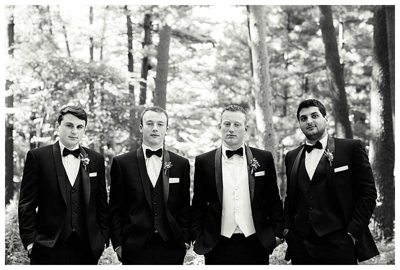 artsy groomsmen photos