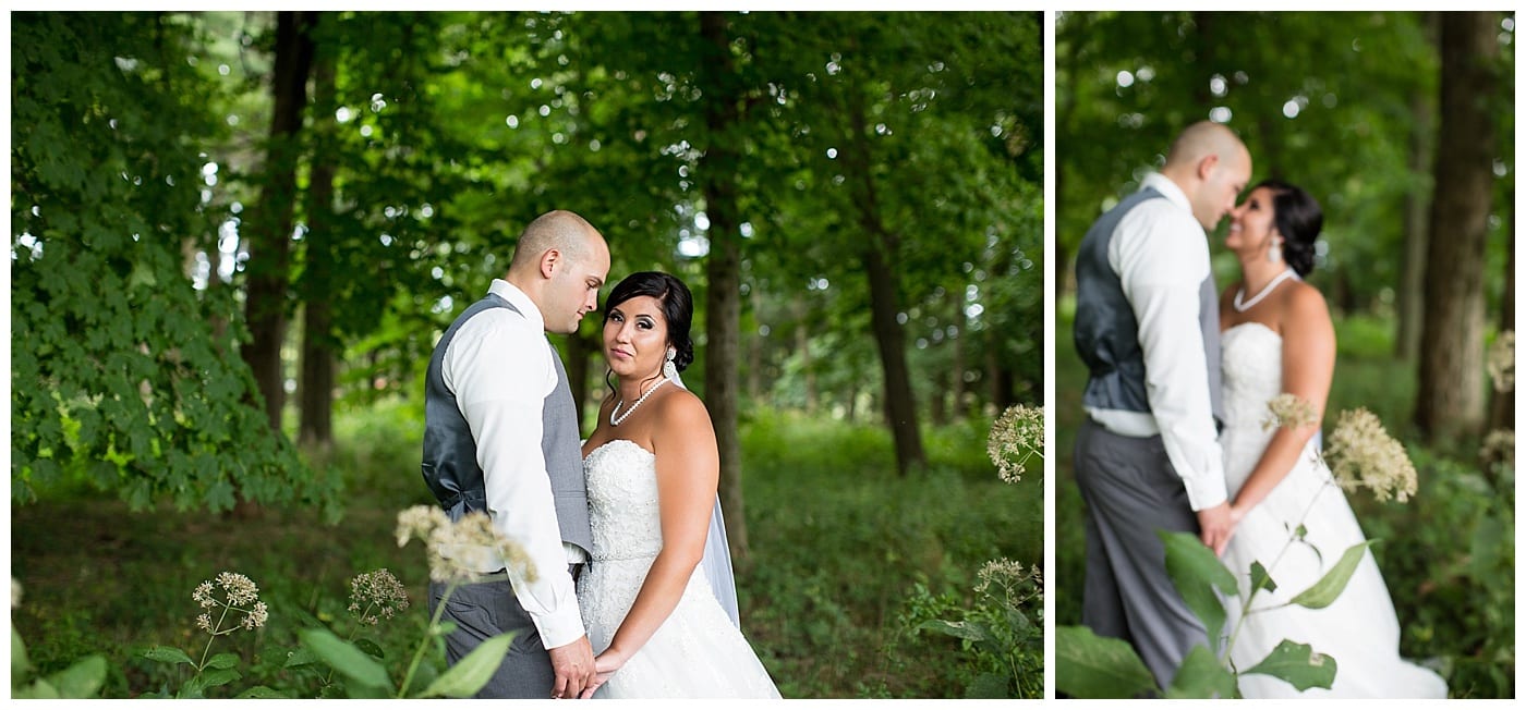 bride and groom poses