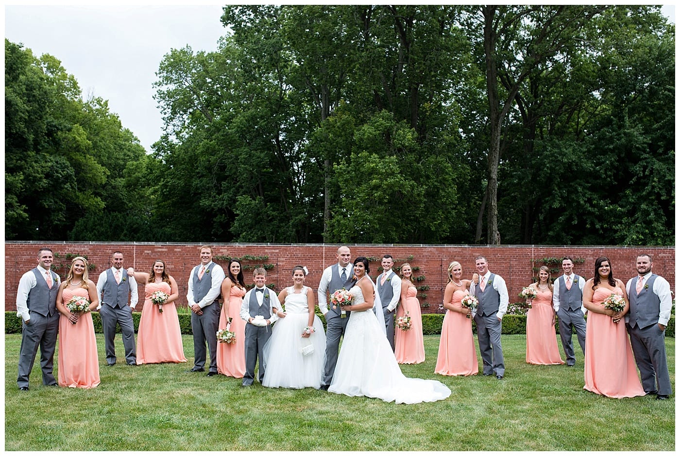Intimate-Sunken-Garden-Wedding-Allerton-Park-Wedding-Photos_2115