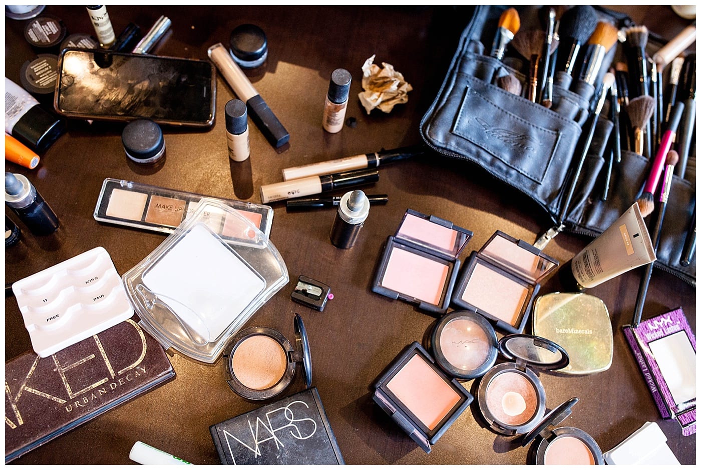 makeup getting ready picis