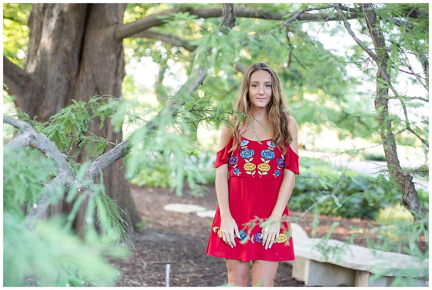 artsy senior girl pic