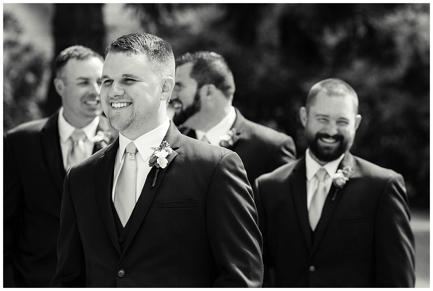 navy-and-gold-fall-wedding-bloomington-il-photos_2515