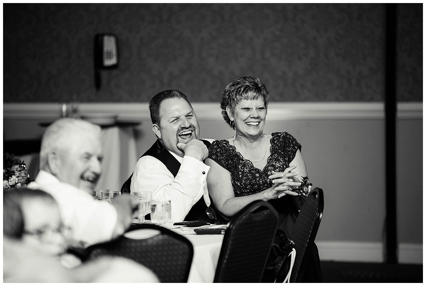 navy-and-gold-fall-wedding-bloomington-il-photos_2524
