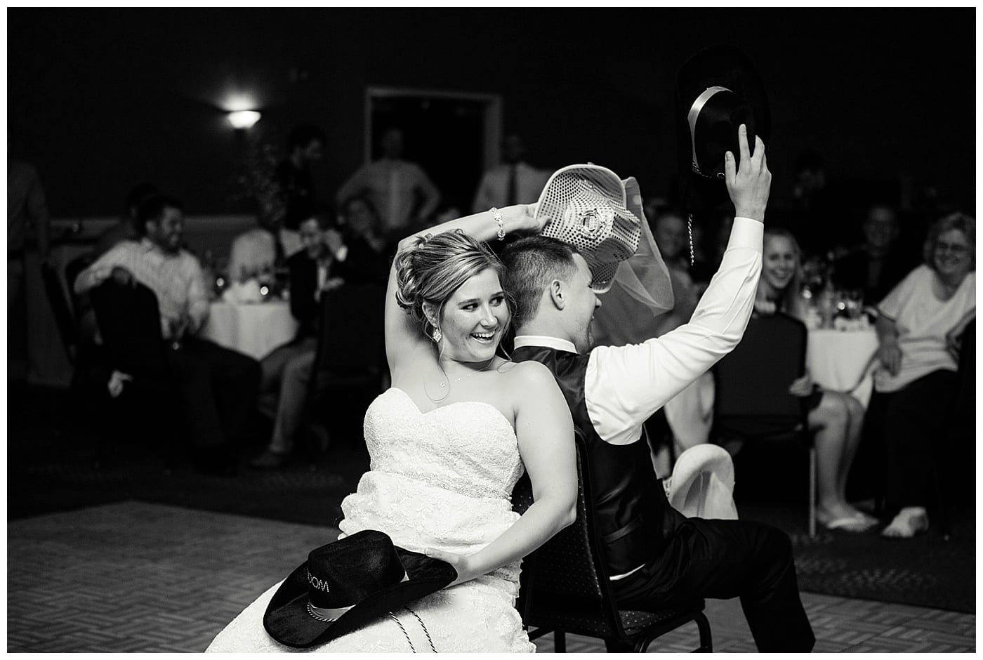 navy-and-gold-fall-wedding-bloomington-il-photos_2533