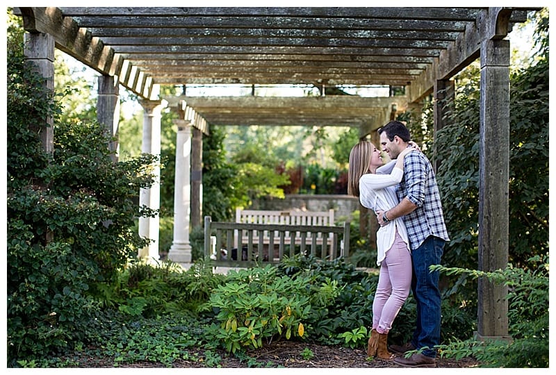 glowing-sunset-engagement-ault-park-cinncinnati-oh-photos_0032