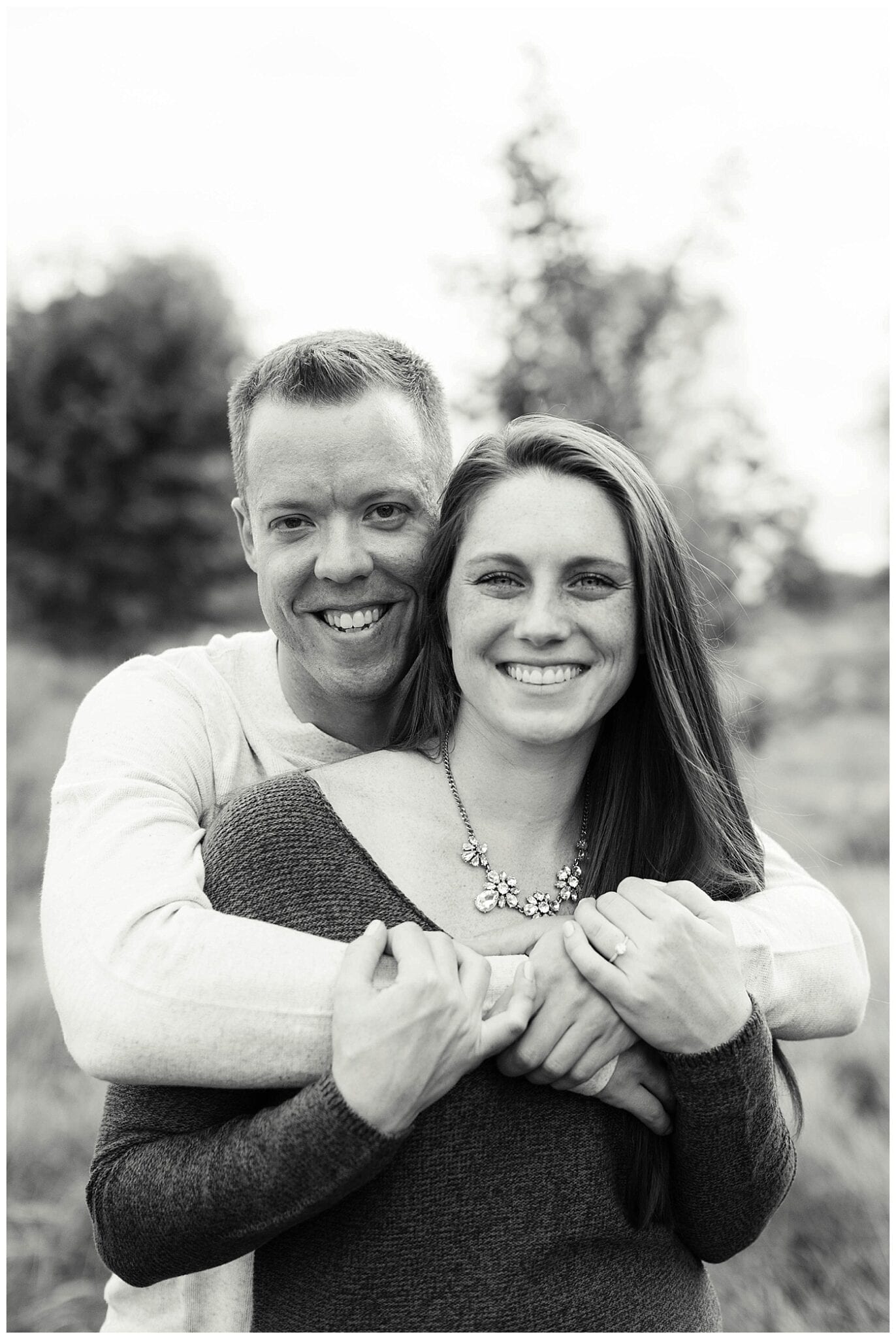 cute engagement pics