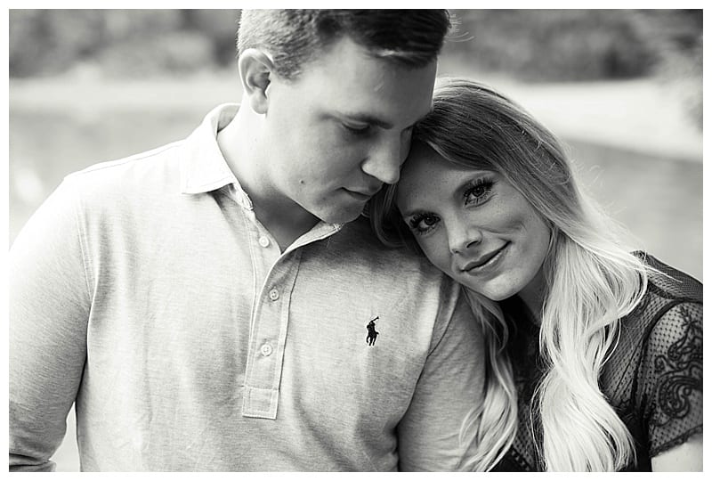 adorable-allerton-engagement-monticello-il-photos_0059