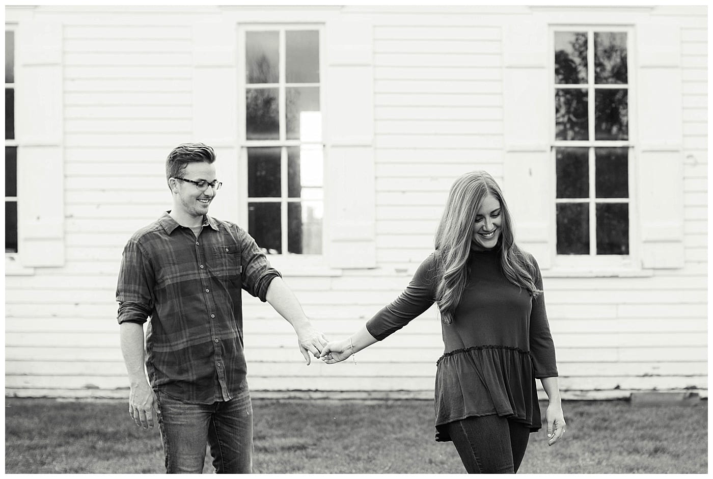 joyful-engagement-session-lake-of-the-woods-mahomet-il-photos_2836