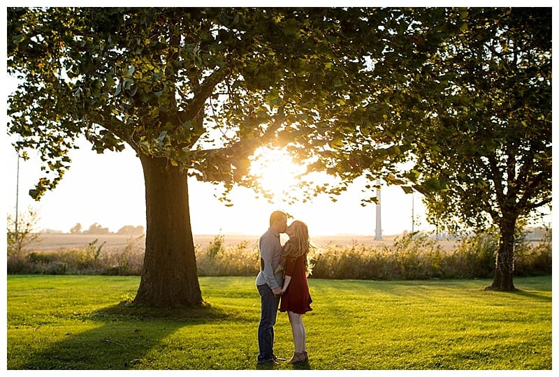 rustic-country-engagement-session-champaign-il-photos_0104