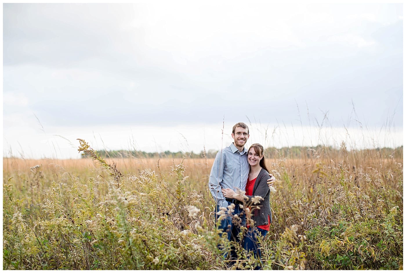 adventurous-couple-engagement-session-meadowbrook-park-champaign-il_2964