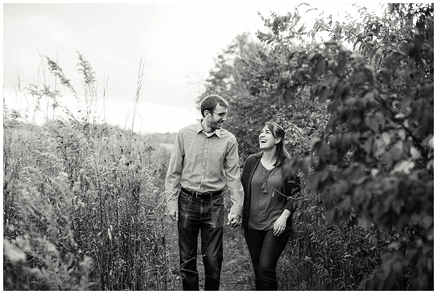 adventurous-couple-engagement-session-meadowbrook-park-champaign-il_2967