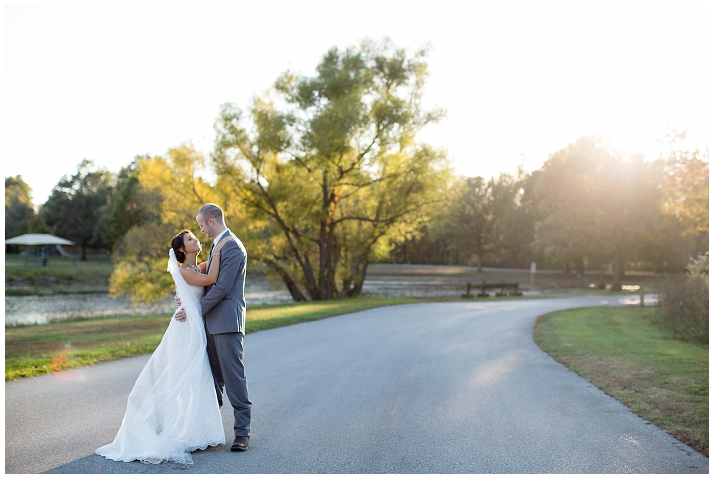 middle-fork-forest-preserve-wedding-central-il-photos_3060