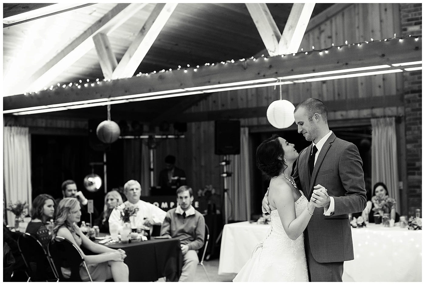 middle-fork-forest-preserve-wedding-central-il-photos_3078