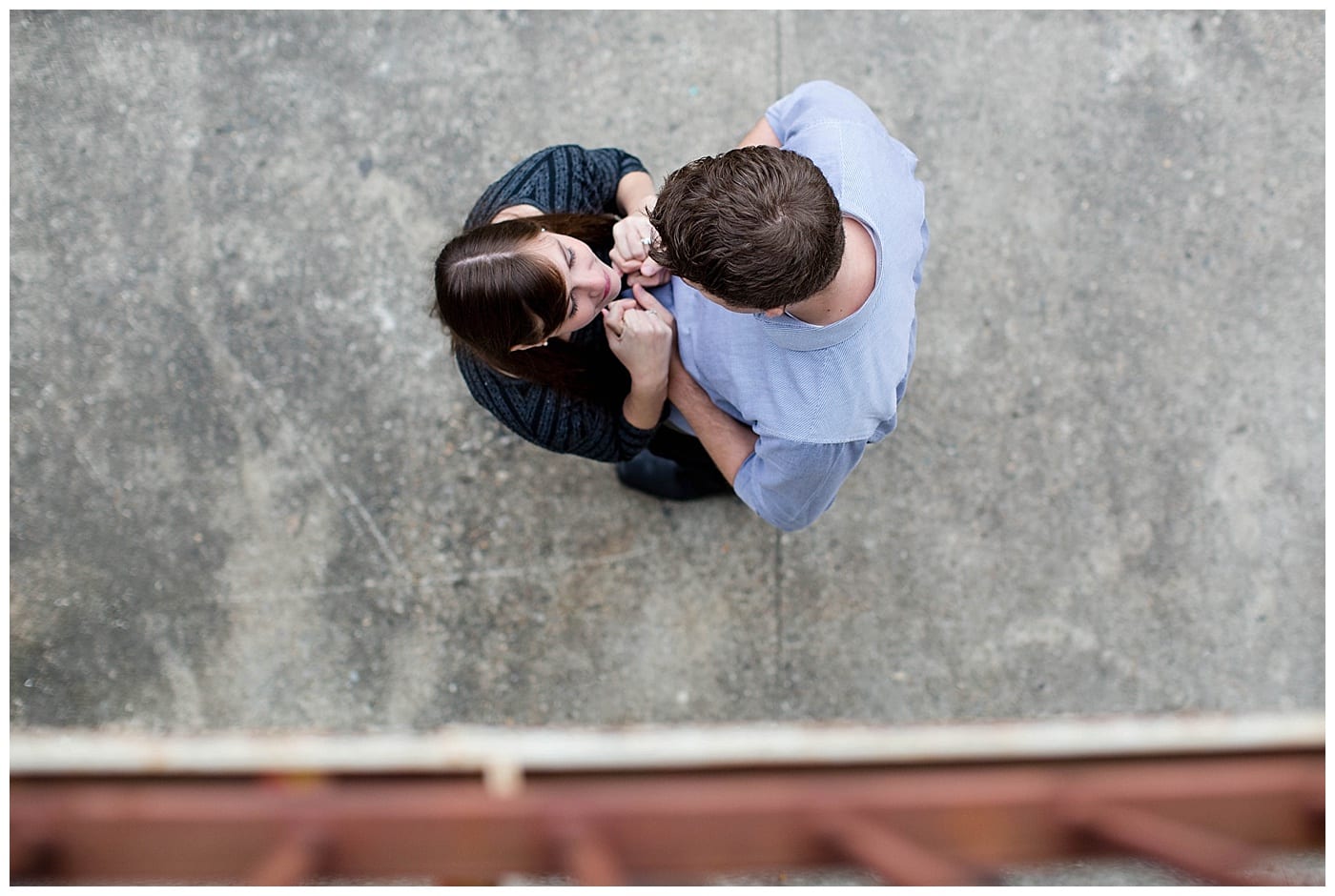 downtown-champaign-illinois-engagement-photos_3130