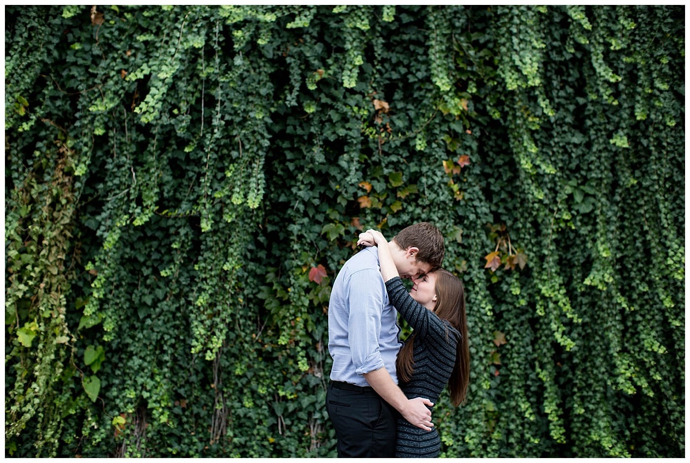 downtown-champaign-illinois-engagement-photos_3132