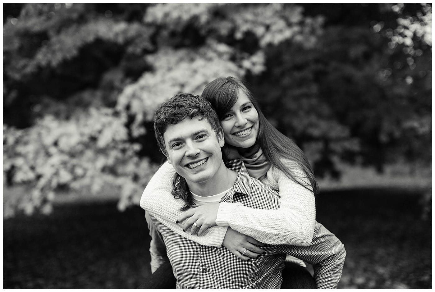 downtown-champaign-illinois-engagement-photos_3148