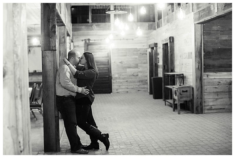 rainy-day-engagement-champaign-il-photos_0191