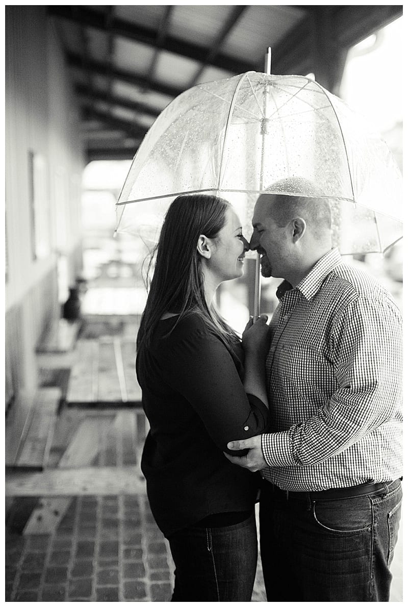 rainy-day-engagement-champaign-il-photos_0198