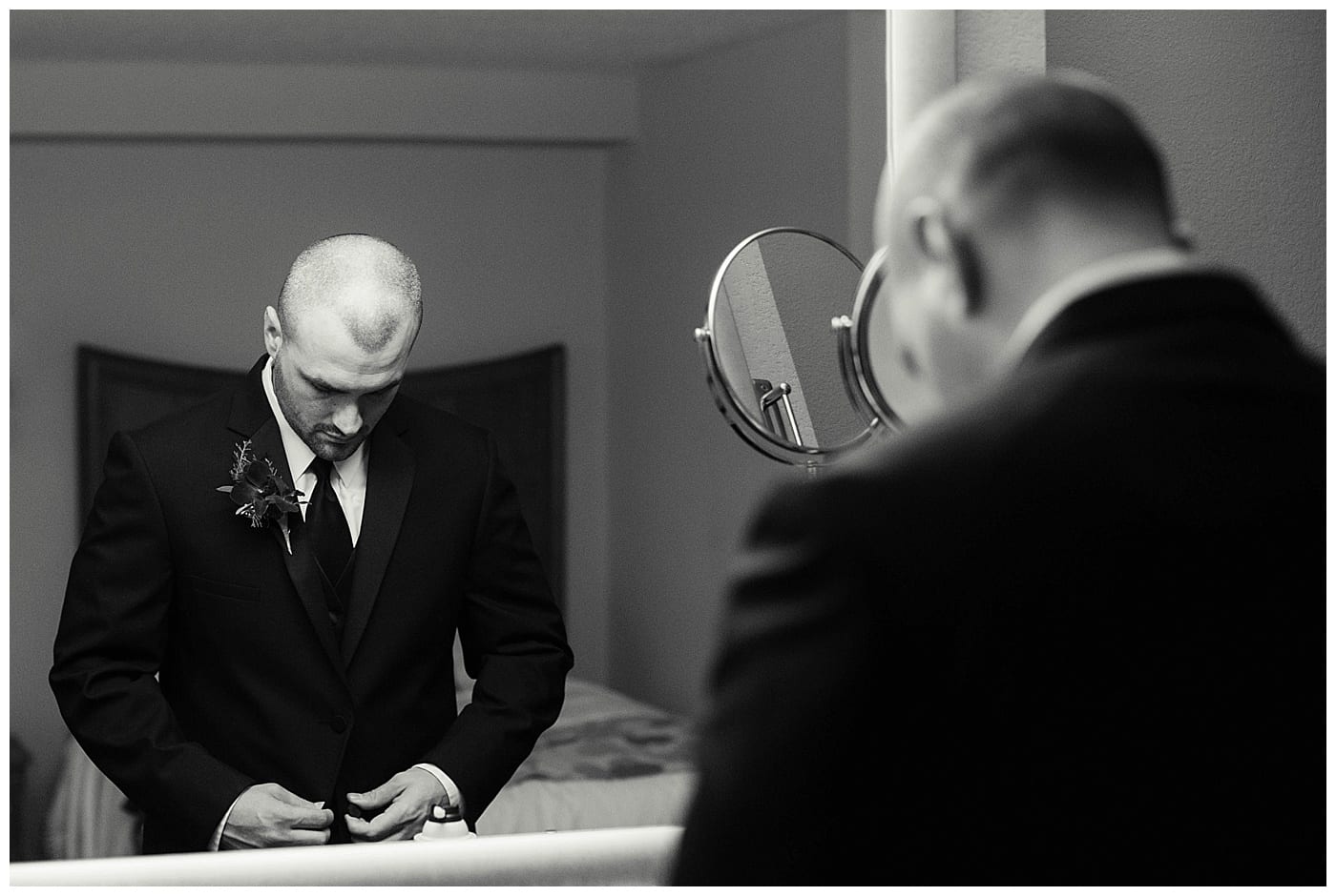 plum-winter-wedding-hawthorne-suites-champaign-il-photos_3335