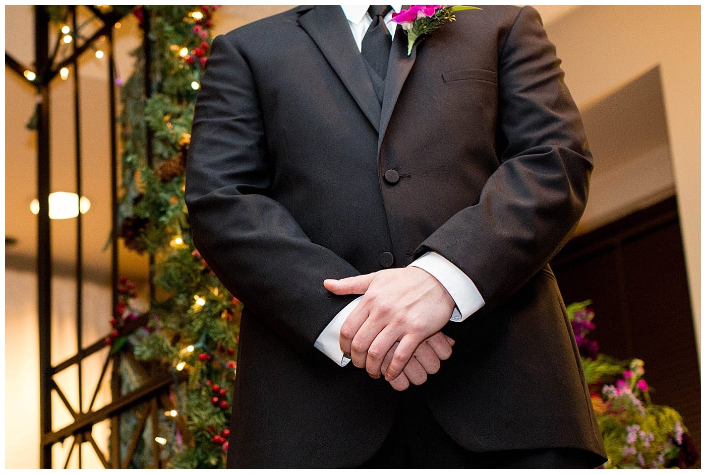 plum-winter-wedding-hawthorne-suites-champaign-il-photos_3342