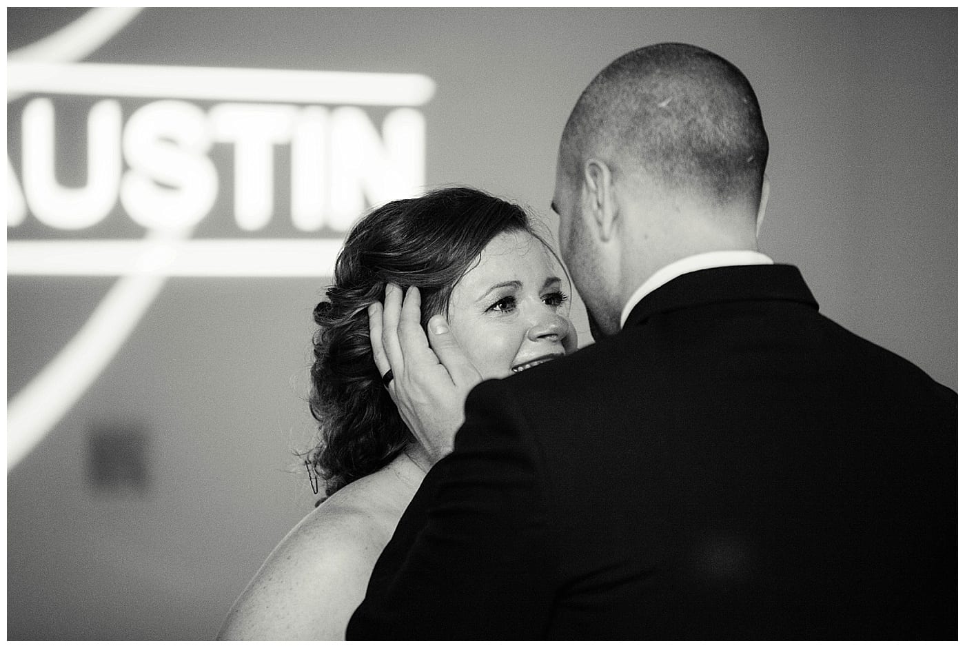 plum-winter-wedding-hawthorne-suites-champaign-il-photos_3380