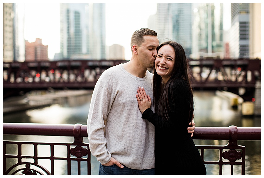 Newlyweds-Downtown-Chicago-Session-Ebby-L-Photography-Photos