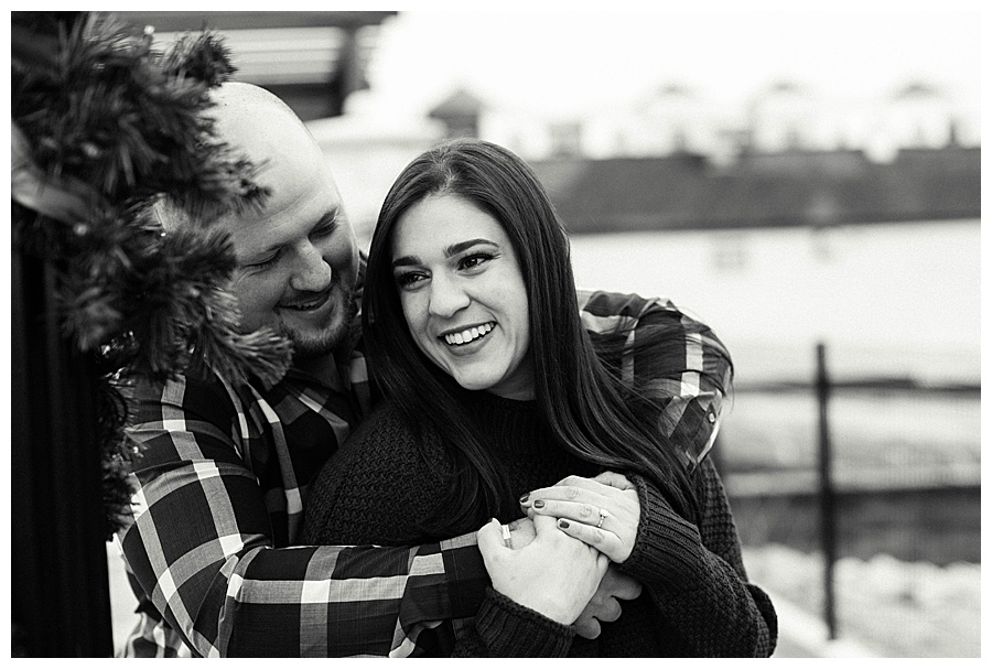 Algonquin-Downtown-Engagement-Ebby-L-Photography-Photos