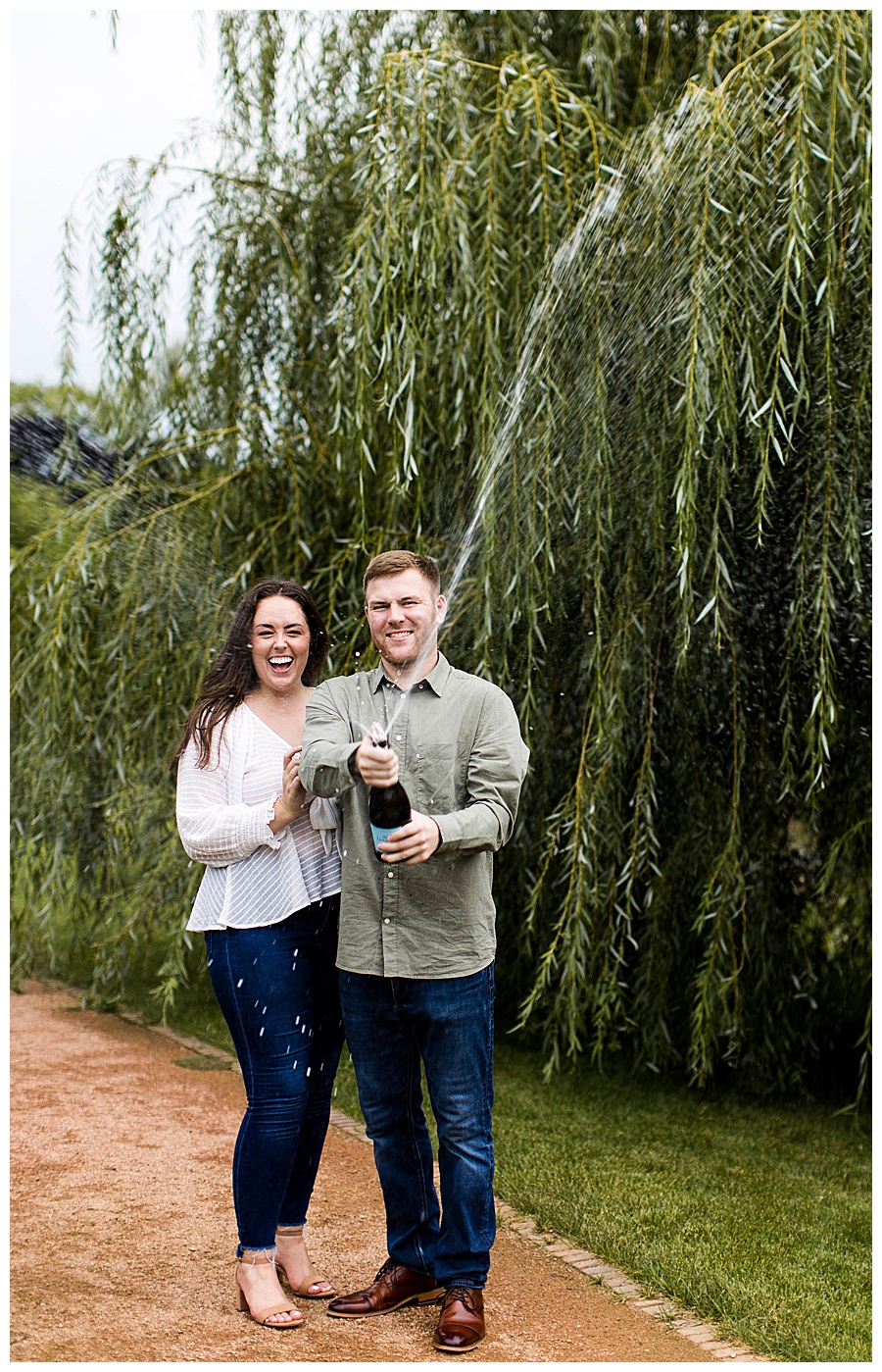 Cantigny-Park-Engagement-Ebby-L-Photography-Photos
