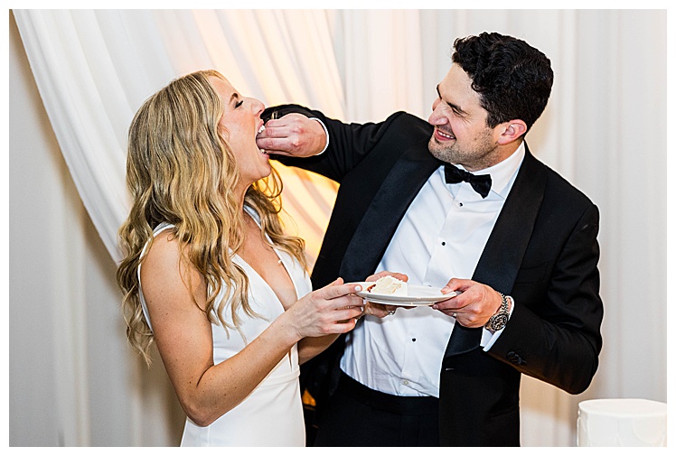 Wedding at Renaissance Chicago Downtown Hotel Ebby L Photography Photos